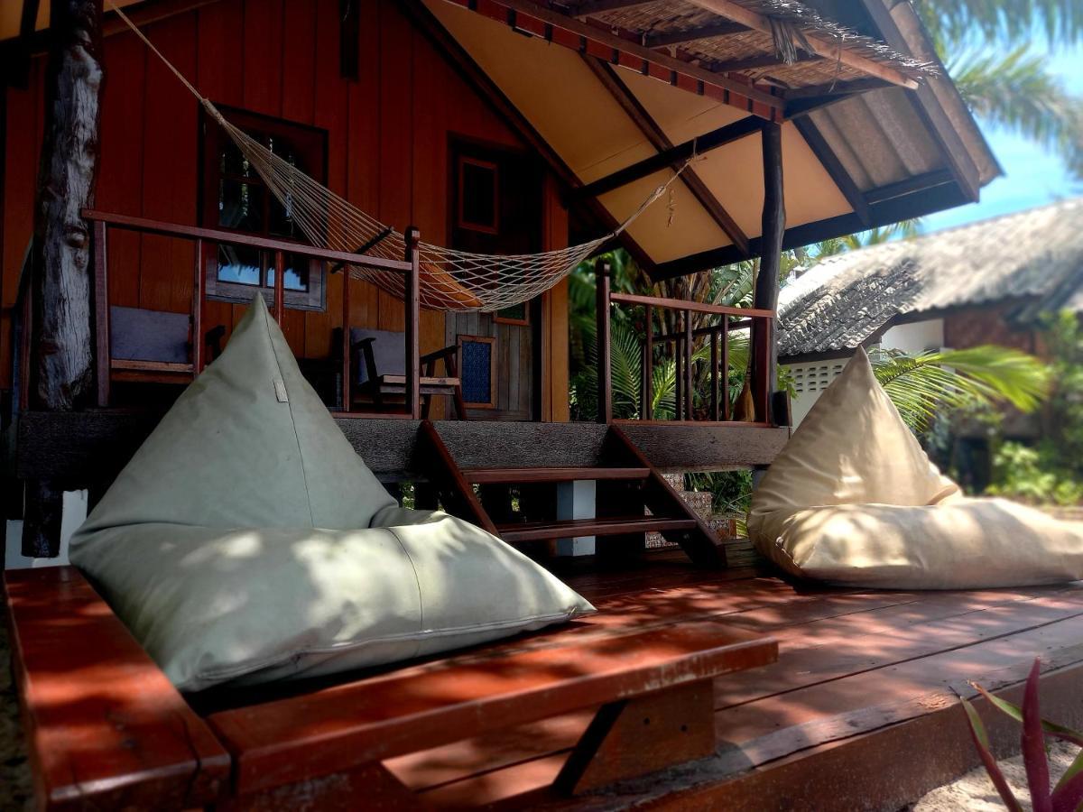 Sabai Sabai Beach Bungalows Koh Phayam Extérieur photo