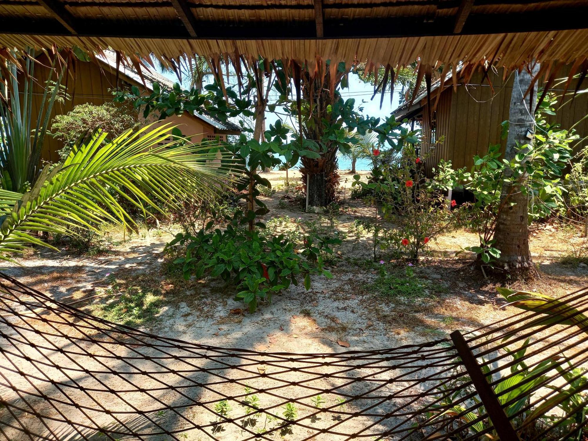 Sabai Sabai Beach Bungalows Koh Phayam Chambre photo