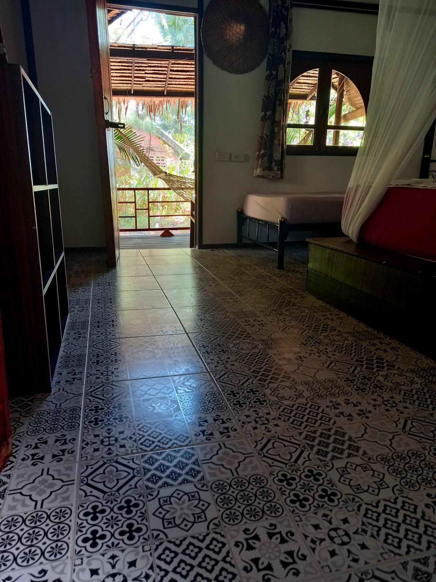 Sabai Sabai Beach Bungalows Koh Phayam Chambre photo