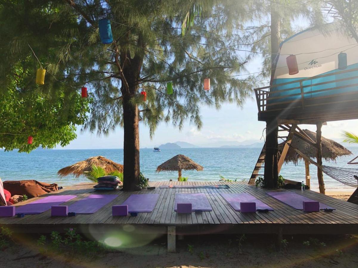 Sabai Sabai Beach Bungalows Koh Phayam Extérieur photo